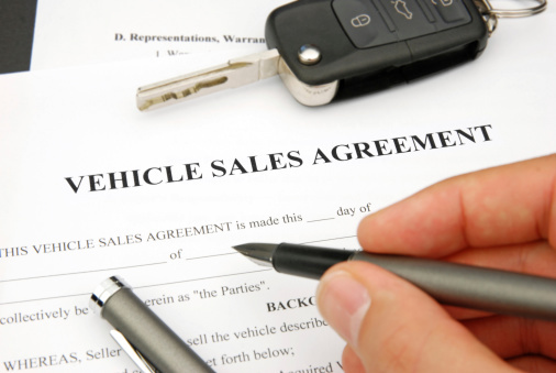 How to Transfer a Vehicle Title in Your County